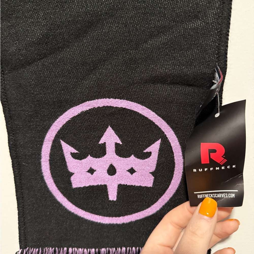 Seattle Reign Rise Scarf - Picture 3 of 5